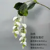 Materiais florais em tons de branco para salões de casamento, móveis para vitrines, adereços de flores de seda para decoração suave, arranjos de flores, marcadores de corredor, buquês artificiais atacado