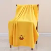 Toalla de Baño Pato Amarillo Toalla Cuadrada Toalla Juego de Tres Piezas Felpa de Coral Doméstica Absorbente Adulto Niños Celebridad de Internet Toalla Facial para el Cabello