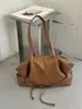Bolso de Hombro de Cuero Suave Retro para Mujer Textura de Alta Calidad Gran Capacidad Bolso de Hombro Moda Commute Temperamento Versátil Bolso Cruzado