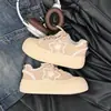 Zapatos de pan con forma de estrella y dedos grandes, lindos y peculiares, con cordones gruesos y suelas gruesas, nuevas zapatillas casuales versátiles para estudiantes, primavera/otoño 2026