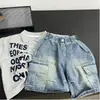 Camiseta polo de manga curta para meninos, conjunto de roupa de verão 2026, novo estilo, conjunto de shorts para bebê menino, shorts jeans estilosos