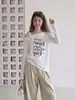 Camiseta estilosa branca com estampa, ombro a ombro, manga longa para mulheres, top camisola casual de outono, slim fit, puro desejo