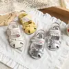 Sandálias com Laço Doce para Bebê Sandálias 2026 Novas Meninas Verão Vazadas Sapatos de Princesa Solado Macio Antiderrapante Sapatos de Praia