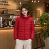 Nuevo Abrigo de Algodón Ligero con Capucha para Mujer Otoño/Invierno 2026, Chaqueta Corta Cálida de Algodón Relleno, Abrigo de Algodón Casual Versátil de Moda