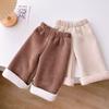 Ropa para niños, venta al por mayor, pantalones de pana para niñas, otoño e invierno, nuevos pantalones coreanos para niñas, pantalones de terciopelo de una pieza con forro polar para niñas.