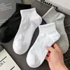 Calcetines Transpirables de Algodón Puro para Entrenamiento Militar Calcetines Deportivos Sin Costuras para Hombre Malla de Abeja Antideslizantes Amortiguadores Calcetines para Estudiantes Color Sólido de Algodón Primavera y Verano