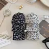 Atmósfera de Otoño e Invierno Francés Pinza de Banana Floral Blanco y Negro Dulce Estilo Literario Versátil de Alto Valor Accesorios para el Cabello
