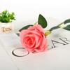 Variedad de rosas artificiales accesorios para sesión de fotos de boda venta al por mayor regalo de San Valentín decoración para el hogar centro comercial ramo de rosas