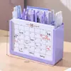 Porta Plumas de Plástico Altamente Atractivo Calendario de Escritorio 2027 Porta Plumas Multifuncional Creativo para Escritorio Almacenamiento Planificador Calendario Adorno