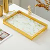 Bandeja Rectangular de Lujo Ligero Dorada con Rayas Verticales y Bordes Calados Estilo Europeo Negra y Dorada Floral para Almacenamiento en Casa para Té y Postres