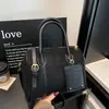 2026 Nuevo Bolso Cruzado de Hombro Único Retro Super Caliente para Mujer Bolso de Mano de Gama Alta de Nicho para el Trabajo Bolso Almohada