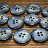 Botones de Resina de Cuatro Agujeros con Patrón de Flor de Hibisco Blanco Azul Real Perlado de 19 mm para Decoración de Suéteres y Tejidos