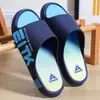 Nuevas Pantuflas de Verano para Hombre con Suelas Gruesas para Uso en Interiores en Casa, Baño, Antideslizantes, Calzado de Exterior para Hombre y Mujer, Sandalias de Pareja