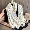 Bufanda elegante de seda Hangzhou con protección solar y letras para mujer, ideal para primavera y otoño, fina y larga, chal de satén de verano.