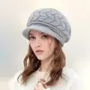 Gorro de Tricô Transfronteiriço de Inverno para Pessoas de Meia-Idade e Idosos, Forrado com Lã Sintética, Espesso, Quente, Chapéu e Luvas Protetores de Orelha, Boina de Lã da Moda para Mulheres