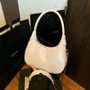 Bolsa de Couro Patente Moda Axila Crescente Feminina 2025 Nova Chegada Estilosa Nicho Versátil Bolsa Transversal Bolsa Vintage para o Dia a Dia