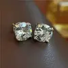 Pendientes elegantes de estilo retro francés con hebilla de oreja avanzada, de latón y oro auténtico de 22 quilates.