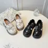 Mocasines de Piel sin Cordones para Niñas 2026 Nuevo Estilo Primavera y Otoño Zapatos de Princesa de Suela Suave Zapatos Planos Florales para Niñas Pequeñas