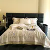 Juego de colcha de verano de 60 hilos Lenzing Tencel con estampado digital, juego de cuatro piezas con bordes anchos calados, ropa de cama de comercio exterior, compra al por mayor