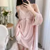 Conjunto de Pijama Sexy de Veludo Duas Peças 2025 Celebridade da Internet Costas Bonitas Vazado com Bojo Roupa de Dormir Nova Celebridade da Internet