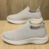 Zapatos Deportivos de Malla Tejida de Punto de Gran Tamaño Transfronterizos para Hombre Verano 2026 Nuevos Zapatos Casuales para Hombre sin Cordones con Suela Gruesa