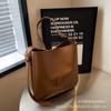 Bolso grande de axila de moda para mujer de este año 2023 nuevo bolso de cubo simple popular transfronterizo bolso bandolera estilo occidental