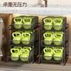 Mueble para lavabo de baño con estantes de almacenamiento, organizador extraíble para debajo del lavabo y almacenamiento en capas para artículos de tocador y desagües.