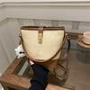 Nuevo bolso de mujer 2024, bolso de cubo personalizado, bolso cruzado de diseño de nicho para otoño e invierno, bolso pequeño de trabajo de estilo extranjero