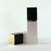 Frasco de Base Líquida Retangular Preto Dourado de Aparência Sofisticada Frasco Fosco para Loção Frasco Espesso de Vidro para Essência