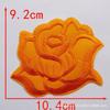 Adesivo de Aplique Flor Rosa de Tamanho Grande, Médio e Pequeno para Toalha de Mesa de Hotel e Lençol de Cama Reparo de Manchas Decalque para Passar a Ferro Adesivo para Tecido com Furo de Cigarro