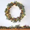 A Amazon se Especializa em Guirlandas de Natal, Decorações de Pinhas com Frutas Vermelhas, Enfeites de Folhas Verdes, Decorações de Cenário, Decorações de Porta e Pingentes