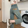 Calça Jeans Bordada Azul Claro para Mulheres, Primavera e Outono, Cintura Alta, Versão Estreita, Perna Reta, Padrão de Cor Contrastante