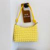 Estilo estrangeiro pequeno fresco estilo coreano plissado saco de ombro feminino 2023 início do outono novo all-match underarm bag bag moda