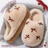 Pantuflas de algodón con forro polar para hombre para uso exterior en otoño e invierno 2026 nuevo modelo para el hogar interior con suela gruesa antideslizantes impermeables cálidas