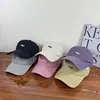 ¡Oye! Nueva tendencia de moda primavera-verano para hombres y mujeres Gorra de Béisbol Bordada Tridimensional Versátil Casual Suave Superior Sombrero de Pico de Pato