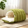 Cama para gato com forro de pelúcia, quente para o inverno, design semi-fechado, adequada para gatos e cães, casinha de gato, cama para gatinho, universal para todas as estações
