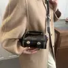 Bolso de Mano de Alta Gama Estilo Almohada Invierno 2025 Nuevo Moda Vintage Versátil Simple Elegante de un Solo Hombro Cruzado Doble Cierre