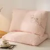 Almofada de Algodão Interna e Externa, Núcleo de Almofada 100% Algodão, Almofada com Bordado 3D para Proteção do Pescoço, Núcleo de Almofada de Algodão Puro para Sono Profundo, Conjunto de Dois