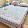 Faldón de Cama Acolchado de Algodón Puro 2026 Estilo Nuevo Cubierta Protectora de Colchón Universal para Todas las Estaciones 100% Algodón a Prueba de Suciedad Antideslizante Juego de Tres Piezas