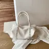 Bolso de mujer de gran capacidad, nuevo modelo de otoño 2026, bolso de hombro para viajes cortos, bolso Boston de alta gama exquisito para mujer