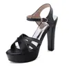 Zapatos de mujer de talla grande para comercio exterior transfronterizo, sandalias de plataforma de verano con punta abierta y tacón alto, zapatos de estilo europeo y americano