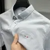 Nova Camisa Masculina de Algodão Puro de Manga Curta para o Verão Sensação de Alto Padrão Cor Sólida Bordada com Letra Meia-manga Solta Camisa Masculina Tendência