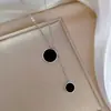 [Acero de titanio de cuerpo completo] Fritillaria doble anillo diseño de nicho femenino colgante simple cadena corta para clavícula estilo coreano cuello frío