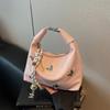 Bolsa de Comércio Exterior com Senso Avançado para Poucas Pessoas Feminina Nova Moda Primavera e Verão 2025 Bolsa de Ombro Transversal Simples Portátil Bolsa de Bolinho