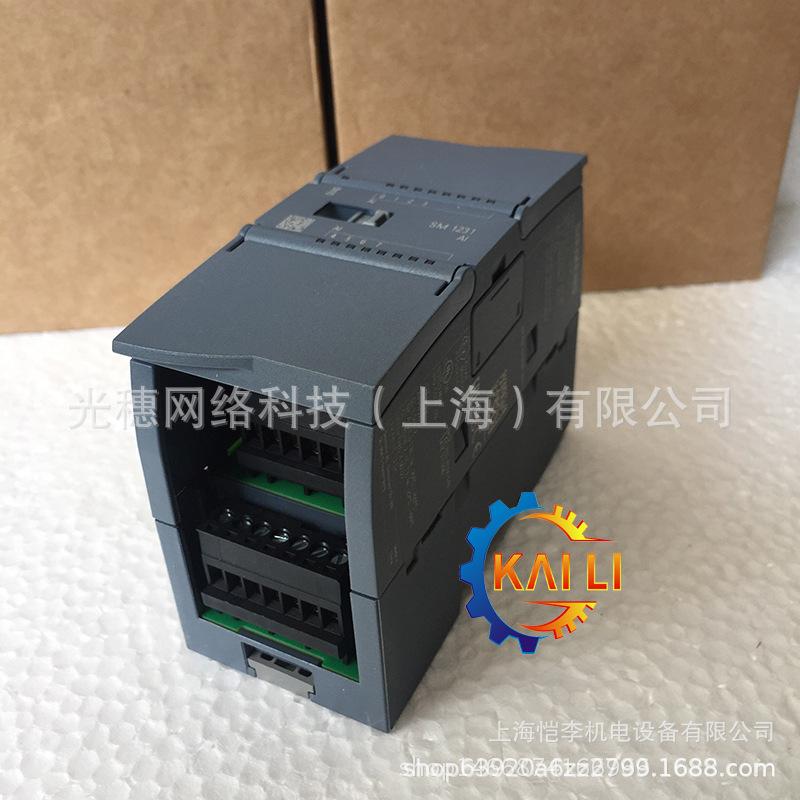 4597172002_1423923834