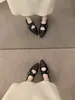 Zapatos Mary Jane Brogue Británicos Repujados 2026 Verano Hebilla Metálica Correa Única Cuña Invisible Planos Versátiles