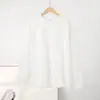 Camiseta Básica Lisa de Manga Longa com Gola Redonda para Mulheres, Algodão Puro, com Fenda, Solta, Cobre a Barriga, Top Versátil para Outono/Inverno, Camada Base
