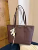 Yuezi 2026 Verano Nuevo Vintage Gama Alta Sencillo para Viajar de Negocios Gran Capacidad Versátil Bolso de Mano Bolso Tote para Mujeres