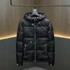 Moda Masculina Invierno 2025 Nueva Chaqueta de Plumas con Capucha Marca de Tendencia Abrigo de Plumas Casual Ropa Exterior de Moda para Hombre;