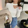 Top de punto halter para mujer, nuevo estilo otoño e invierno 2026, capa interior de alta gama con diseño único, suéter de nicho